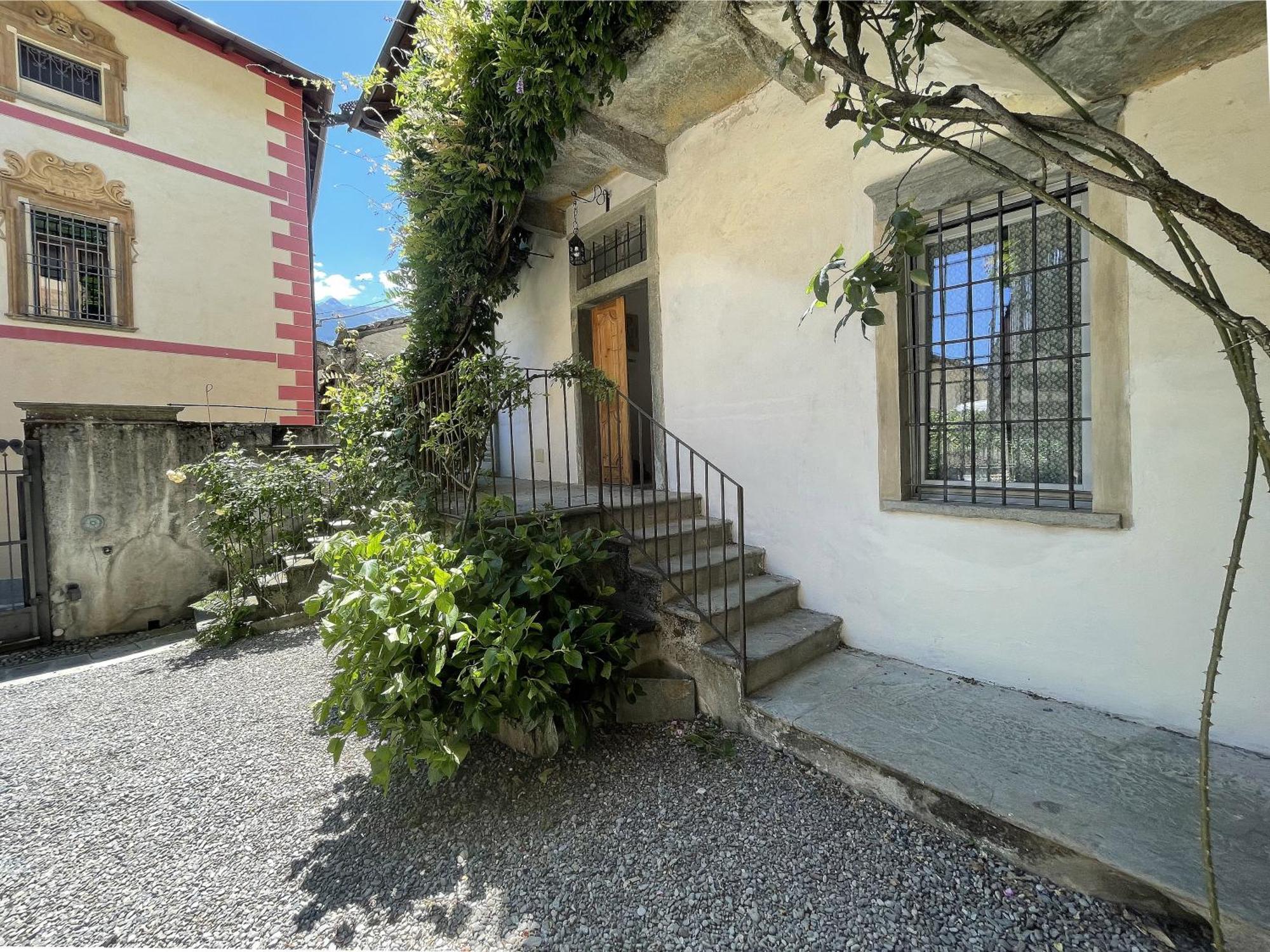 Piano Nobile Al Roseto Del Drago Villa San Bernardo  Eksteriør billede